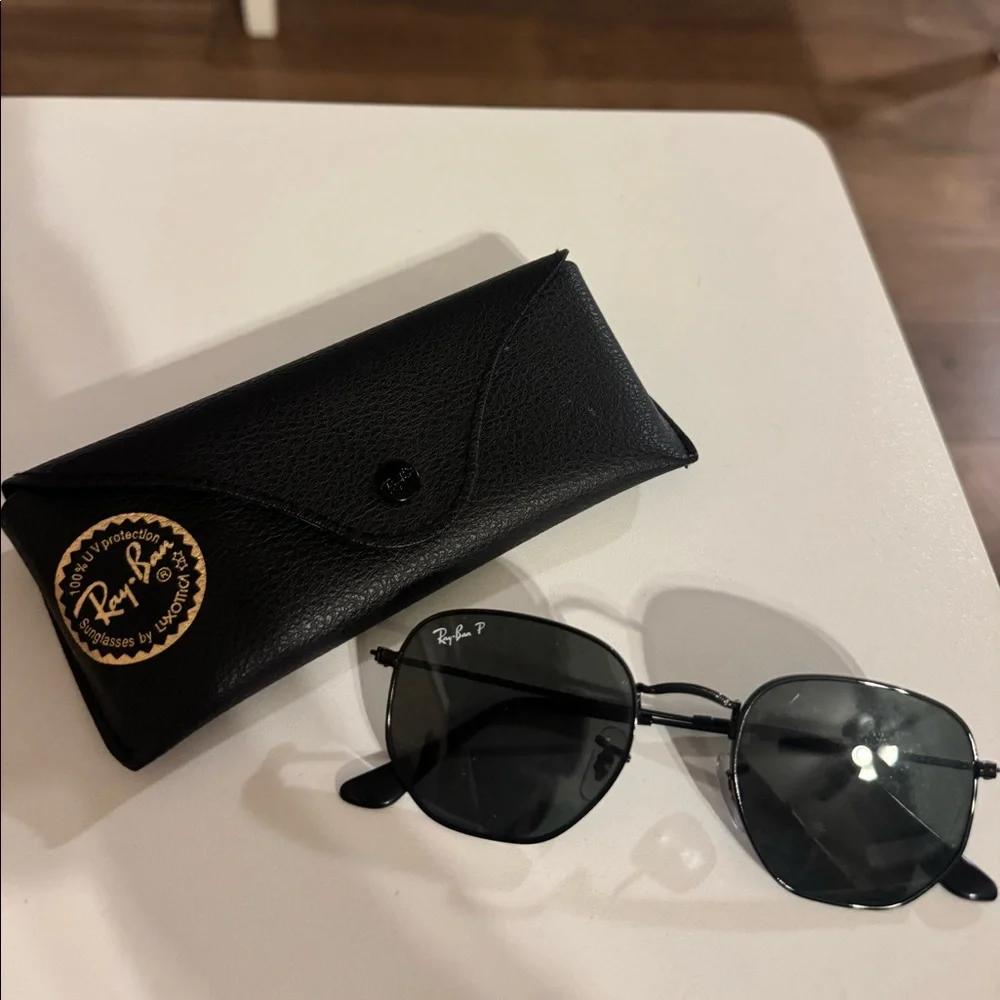 Women’s RayBans